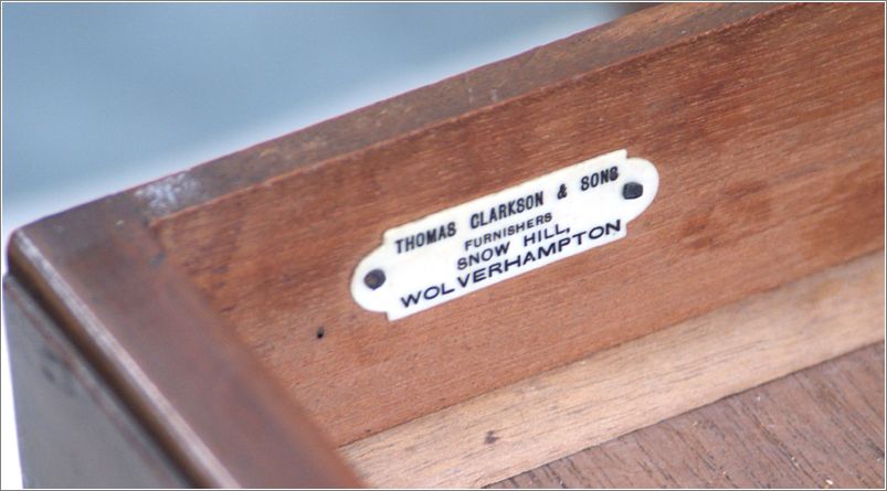 4011 Antique Walnut Roll Top Desk (10)